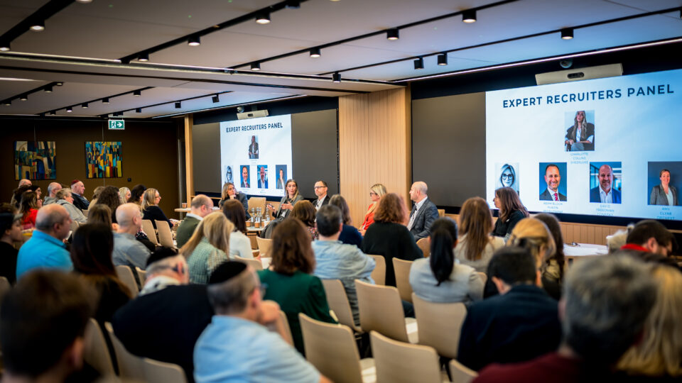The Age Advantage: Ten top tips to turn experience into employability for a healthier future.